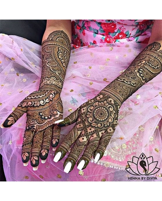 Crescent And Bloom Charming Stylish Full Hand Mehndi Design Symmetry Crescent And Bloom Charming Stylish Full Hand Mehndi Design Symmetry